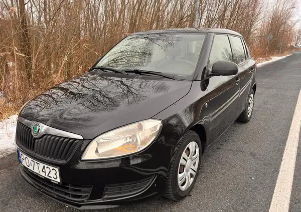 samochody osobowe Skoda Fabia cena 16900 przebieg: 228900, rok produkcji 2012 z Swarzędz